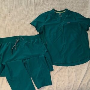 Landau Forward Womens Scrub Set Hunter Green